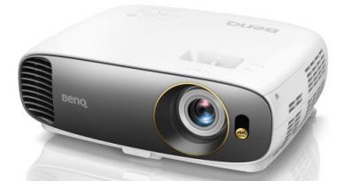 BenQ-W1700-DLP-projector