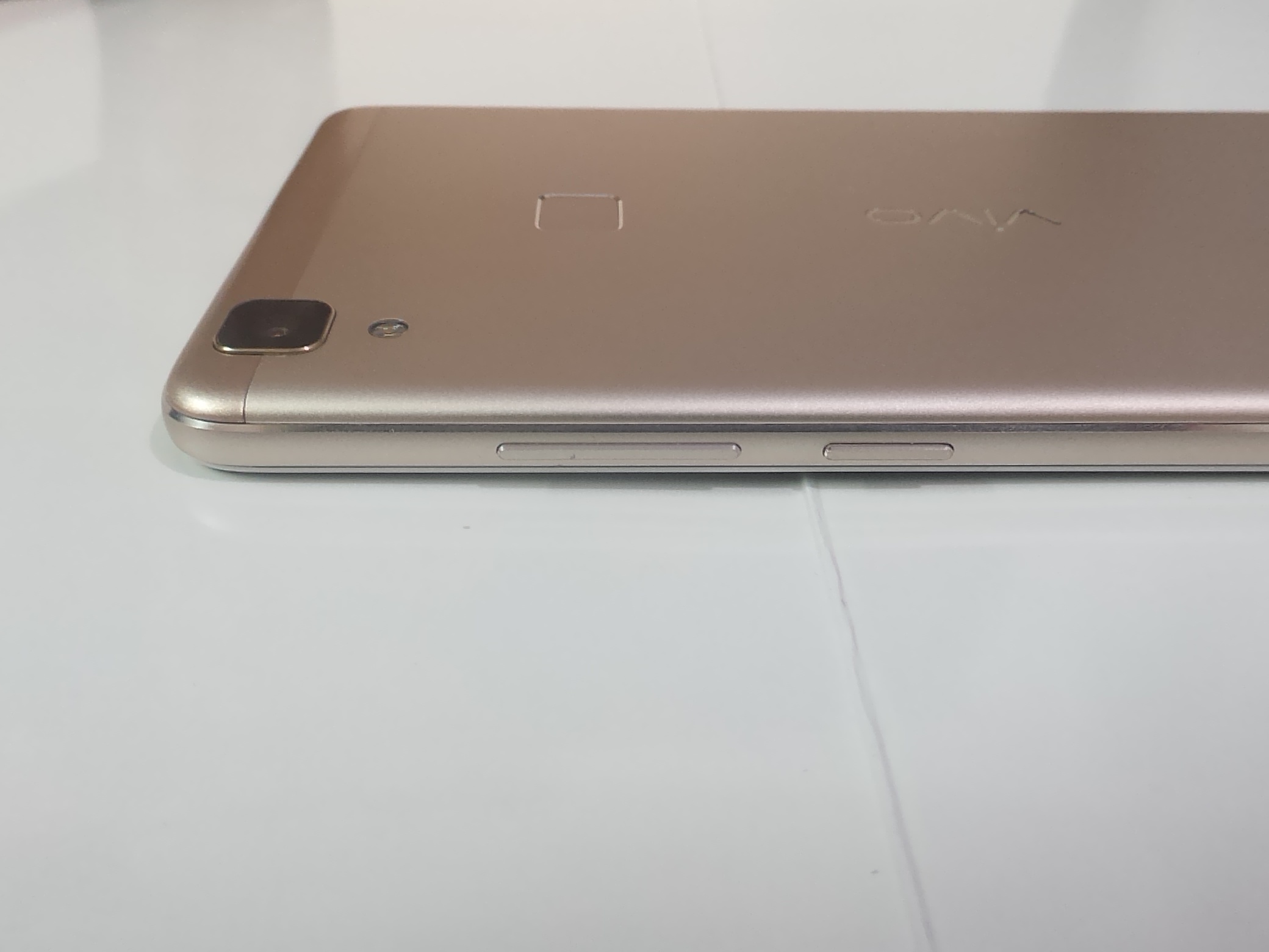 VIVO-V3Max-Review